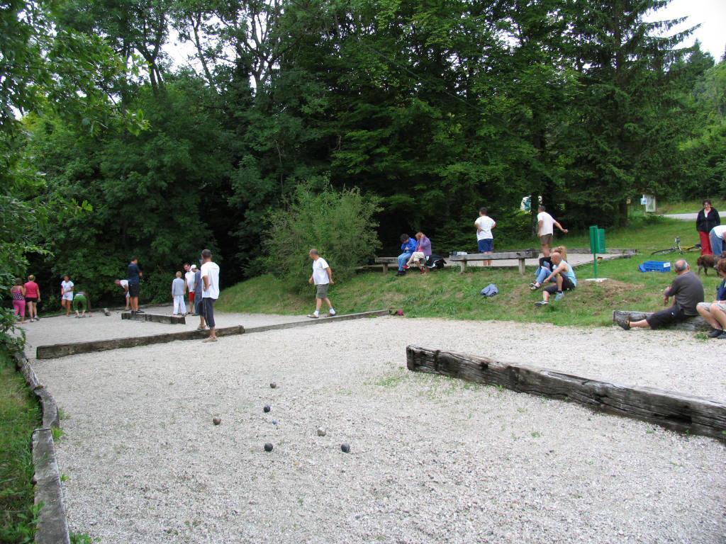 Hotel Team Holiday - Camping Le Balcon de Chartreuse Miribel-les-Échelles Exterior foto