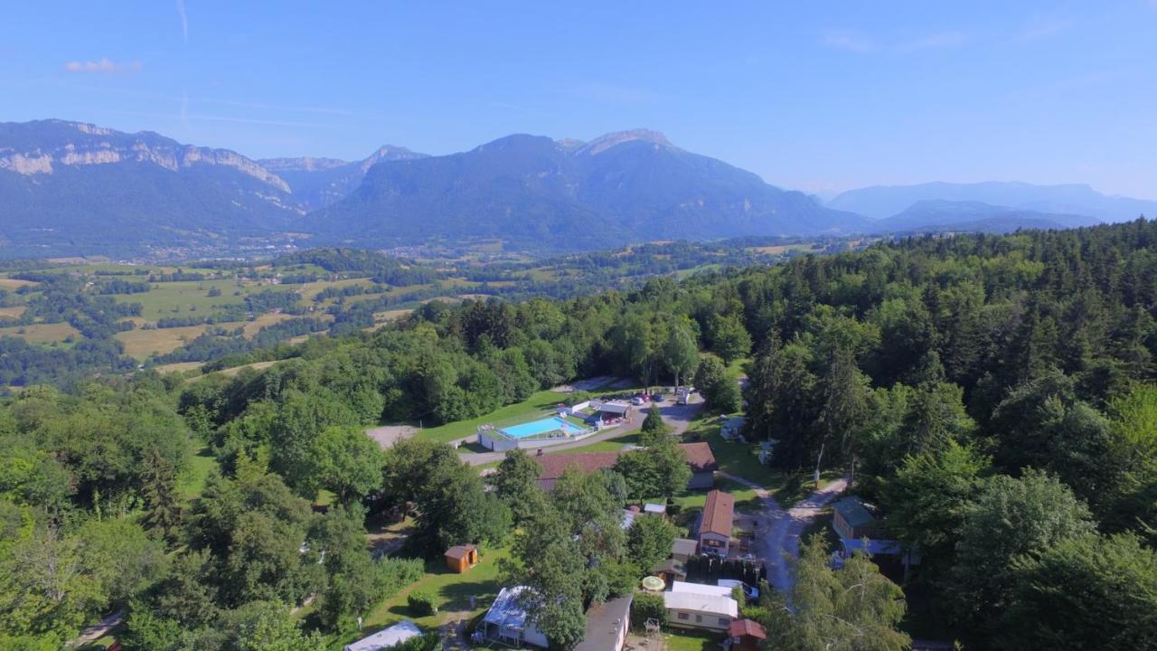 Hotel Team Holiday - Camping Le Balcon de Chartreuse Miribel-les-Échelles Exterior foto